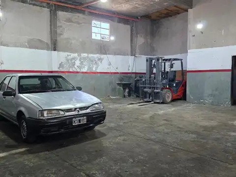 GALPON CON 7 DEPARTAMENTOS EN VENTA