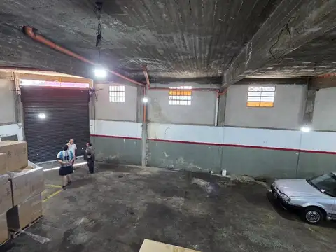 GALPON CON 7 DEPARTAMENTOS EN VENTA