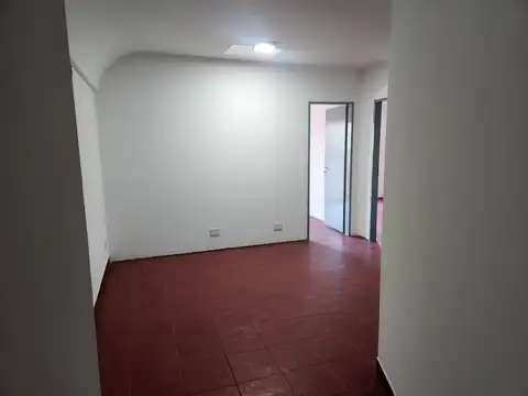 Depto Tipo Casa en Alquiler de 3 ambientes