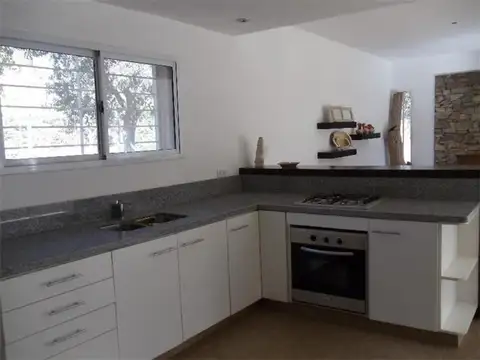 ALQUILER PERMANENTE ZONA LICEO 3 DORMIT SUITE