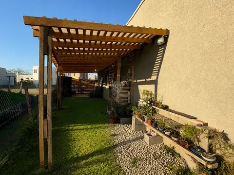 Casa  en Venta en Santa Elena, Pilar del Este, Pilar