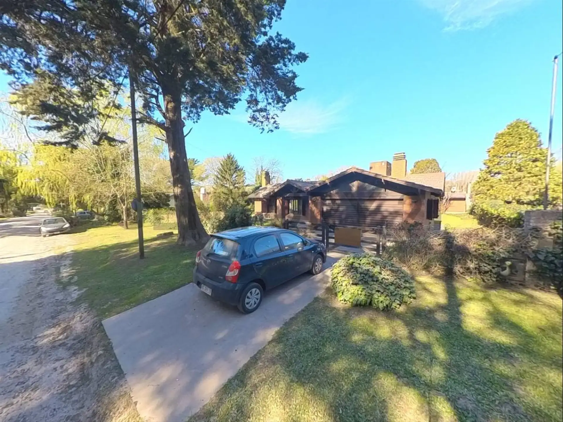 Venta de Casa 4 AMBIENTES en Colinalegre, 211m²