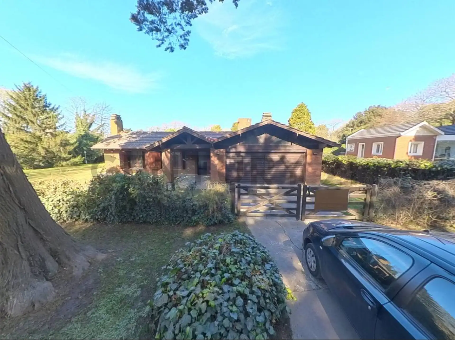 Venta de Casa 4 AMBIENTES en Colinalegre, 211m²