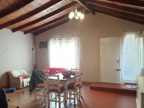 Pte M T De Alvear 200