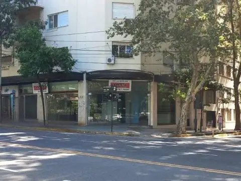 Av. JURAMENTO  esquina 11 DE SEPTIEMBRE - Local UNICO en ESQUINA - venta / alquiler