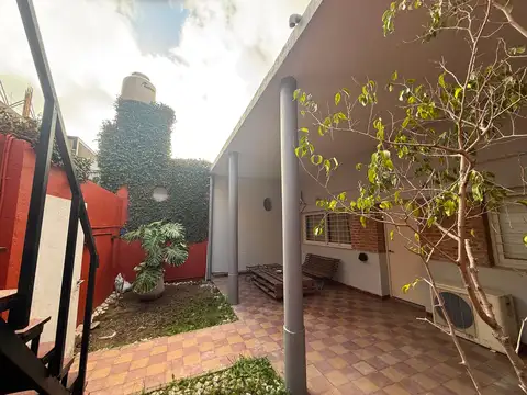 Depto Tipo Casa en Alquiler de 1 dormitorio