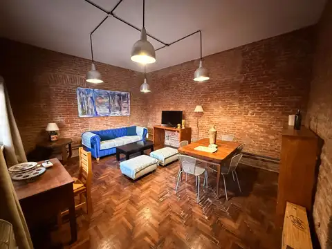 Depto Tipo Casa 2 ambientes con 1 baño