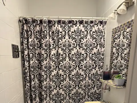 Depto Tipo Casa 5 ambientes con 2 baños