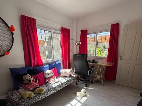 Depto Tipo Casa en Venta en Santos Lugares, USD 159.500