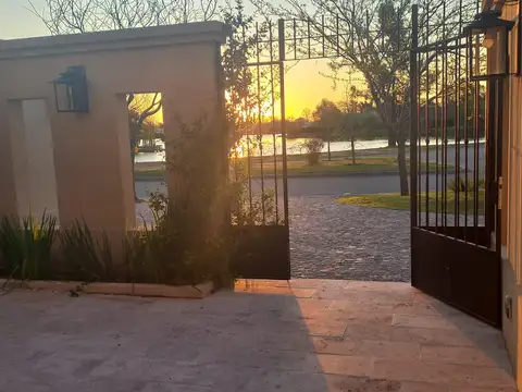 El Encuentro - Camino Bancalari  al 7600