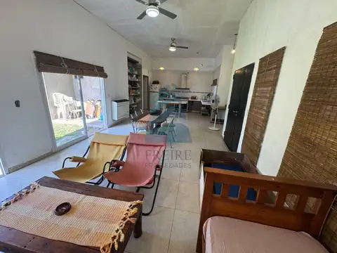 VENTA Casa con Pileta  en Barrio las Nazarenas, Pilar