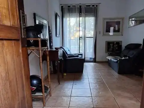 Departamento en venta - 3 Dormitorios 1 Baño - Villa Lugano