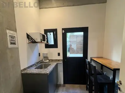 Planta baja con entrada independiente, Roca 71