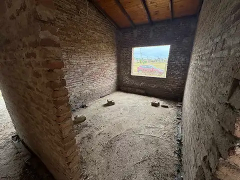 TERRENO EN VENTA EN PERGAMINO CON CONSTRUCCIÓN