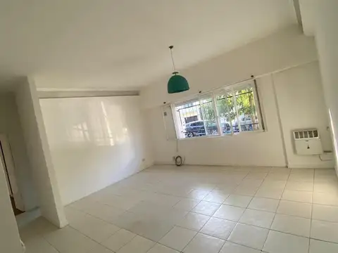 Navarro 2600 , Piso Pb