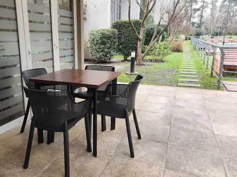 Departamento en Alquiler con 1 cocheras