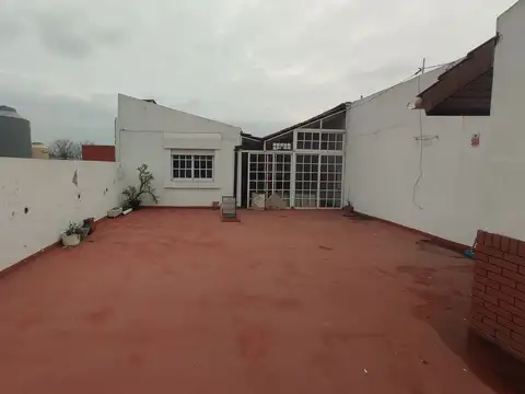 Galpon en Venta en Villa Dominico, USD 105.000