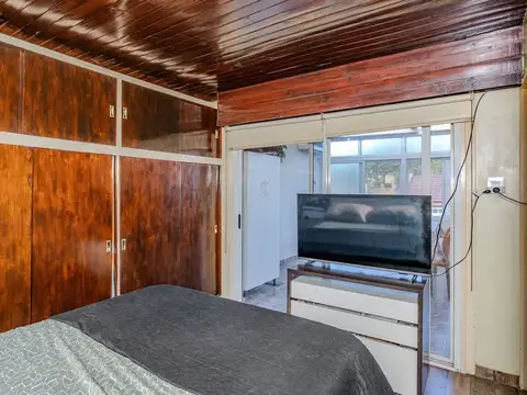 Depto Tipo Casa 5 ambientes con 2 baños