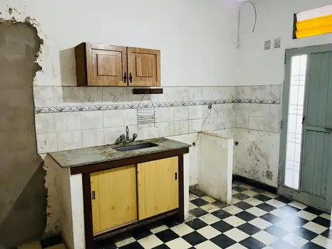 Depto Tipo Casa 2 ambientes con 1 baño
