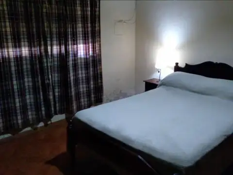 APTO CREDITO - CASA 3 AMB CON COCHERA y TERRAZA - V. BONICH