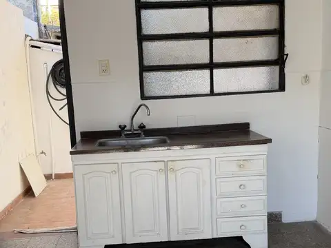 Departamento en Alquiler en Pablo Nogues, $ 650.000