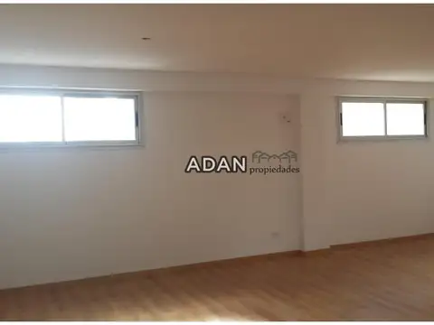 Excelente Oficina de 86,7m2 en Edificio de Categoría con Seguridad 24hs y Amenities