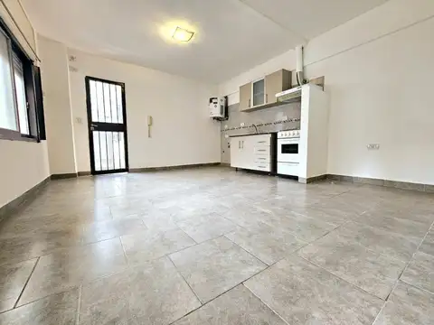 Departamento en Alquiler en Ramos Mejía, $ 370.000