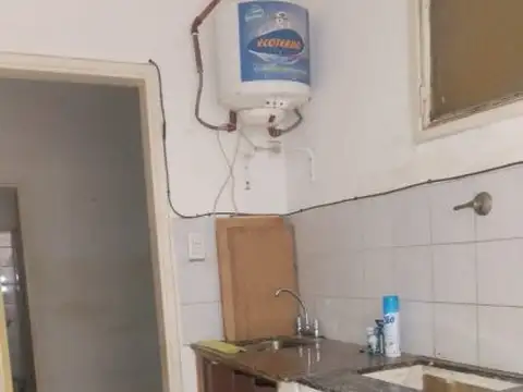 Larraya 3000, Piso 0
