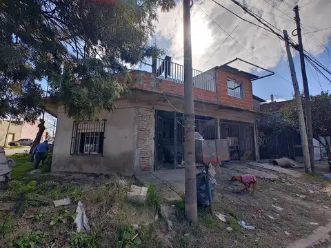 Casa en venta en G. de Laferrere