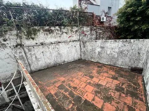 Depto Tipo Casa en Venta al Este