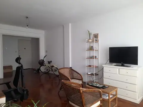 Departamento 4 ambientes con 2 baños