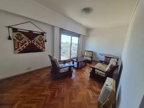 Departamento en Alquiler en Villa Luro, $ 700.000