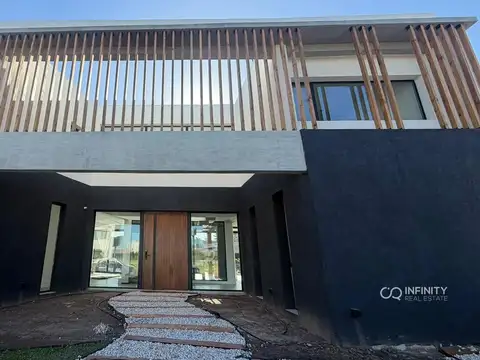 VENTA CASA VILLANUEVA 5 AMB CON MUELLE A ESTRENAR FINANCIA