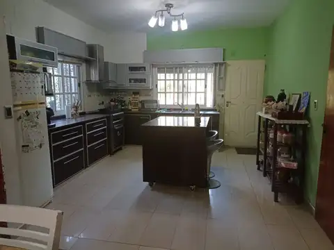 Casa en Venta en Monte Grande, USD 120.000