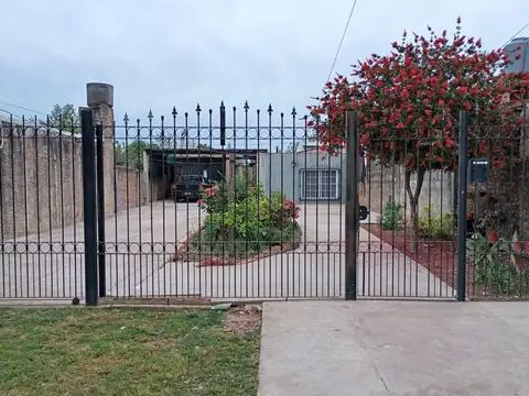 CASA EN VENTA EN MERLO