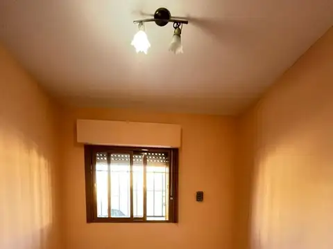 Departamento en Alquiler en Lomas del Mirador, $ 500.000
