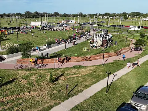 Terreno en Venta 30  mts Fondo