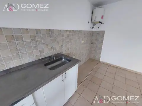Depto Tipo Casa 2 ambientes con 1 baño