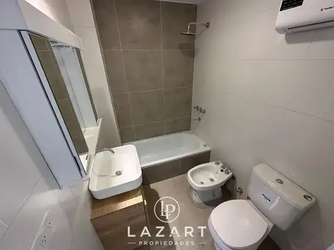 Depto Tipo Casa 4 ambientes con 2 baños