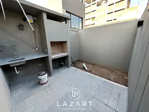 Depto Tipo Casa en Venta de 3 dormitorios