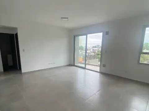 Departamento en Alquiler en Ciudadela, USD 335