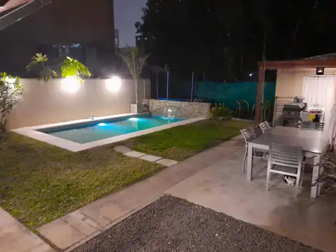 Casa en Venta en Belen De Escobar, USD 180.000