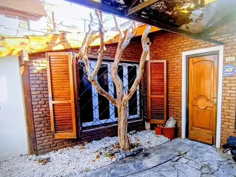 Casa en Venta - 3 Dormitorios 2 Baños - 194mts - General San Martin