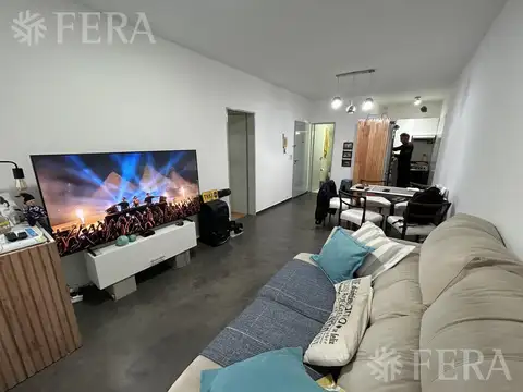 Venta Departamento 3 ambientes con jardín y parrilla en Wilde