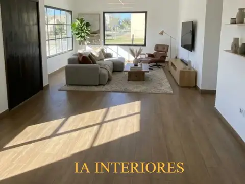 Casa en Venta en Pilar del Este - San Ramon, USD 189.000
