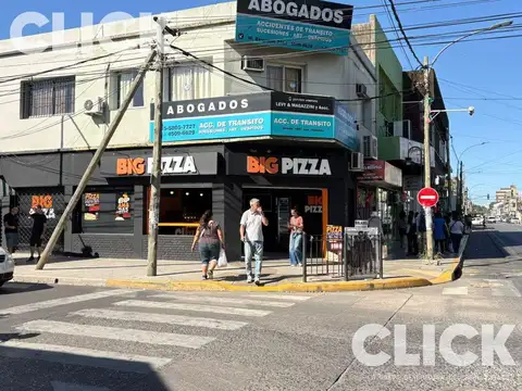 Local en venta excelente esquina Munro