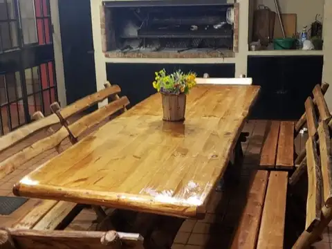 Casa en Venta en Villa Luzuriaga, USD 299.000