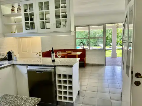 Casa en Venta en Los Senderos II, USD 350.000