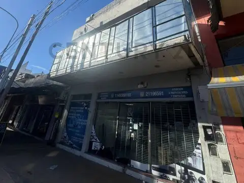 VENTA LOCAL EN LA MEJOR ZONA DE AVELLANEDA SOBRE AV. GALICIA Y SANTA FE