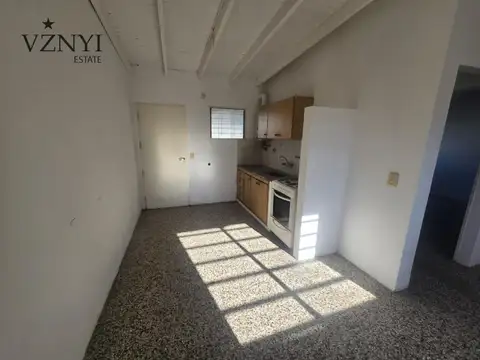 Depto Tipo Casa en Alquiler de 1 dormitorio
